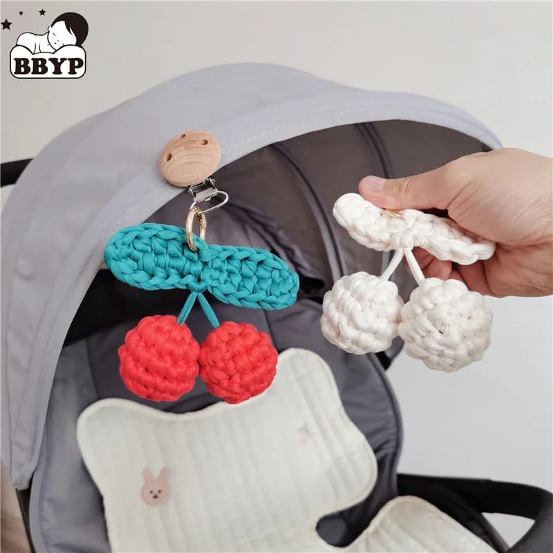 Giocattolo per passeggino Perline all'uncinetto a forma di ciliegia Giocattoli fatti a mano per giocattoli educativi da palestra per neonati Personalizza il giocattolo per bambini