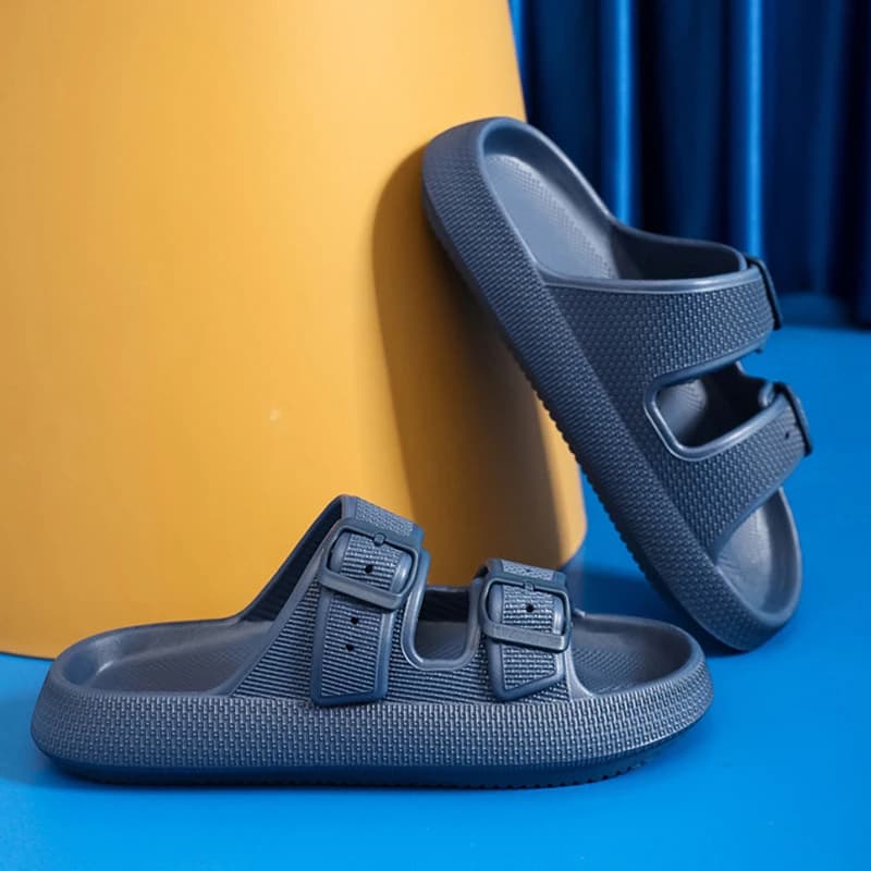Pantofole con fibbia regolabile per uomo Estate 2023 Sandali con plateau antiscivolo con fondo spesso Uomo Comode scarpe da spiaggia con suola morbida Uomo