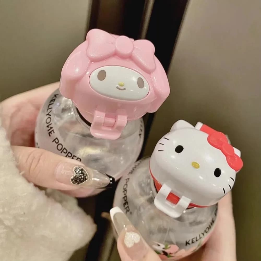 Coperchi Originali Anti-Soffocamento per Tazze Hello Kitty e My Melody, Coperchi di Ricambio Creativi Sanrio Kt Cat per Bottiglie di Bevande, Regali per Ragazze