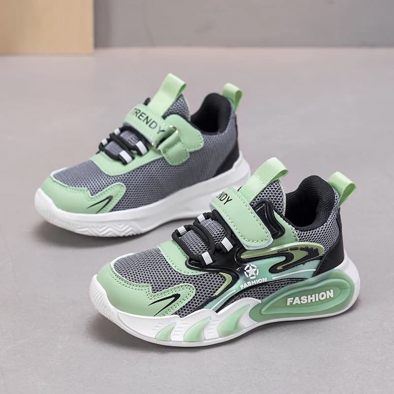 Unisex Kids Outdoor Casual Shoes Soft Breathable Non Slip Sole Sneakers for Daily School and Weekend Family Outdoor Walks