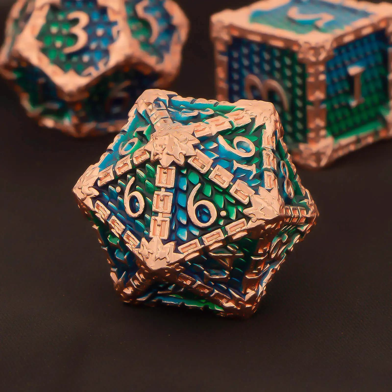 DND Set di dadi in metallo verde blu viola Dungeon e Dragon scale dadi D & D poliedrico RPG D e D giochi di ruolo dadi