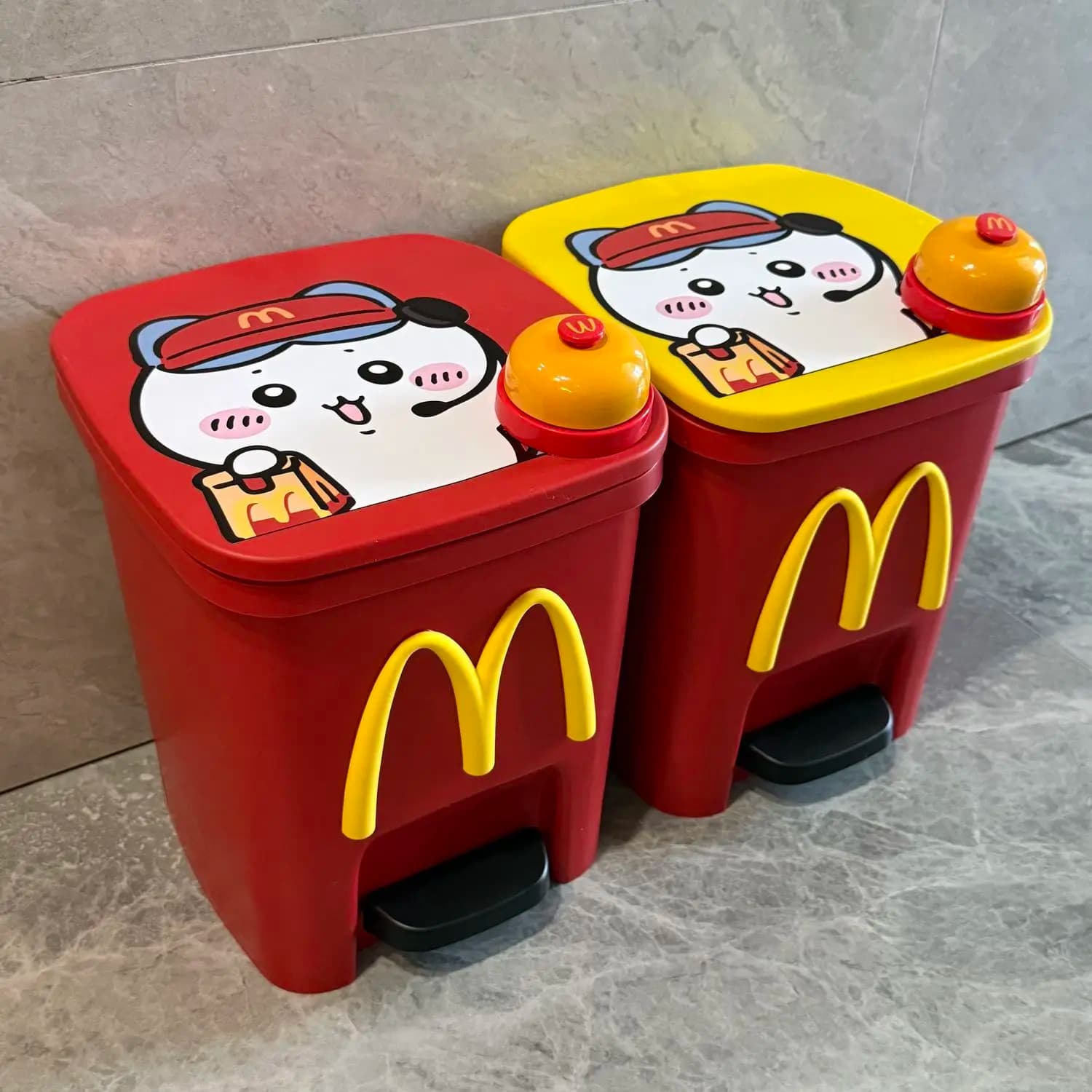 Chiikawa Hachiware co-branded bell trash can Foot-operated Home cute Usagi Bedroom diy trash can kitchen toilet universal