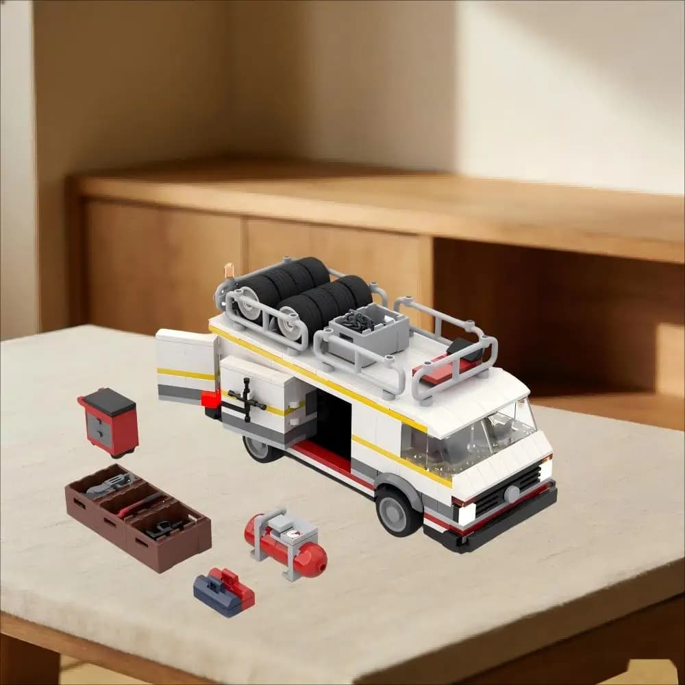 MOC-64892 City Car Model Classic S1 E2 Transport Vehicle Building Bricks 661PCS Modular Technology Gifts Assemble Toys