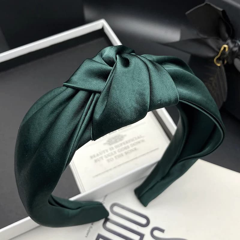Fermaglio per Capelli di Lusso in Velluto Verde Scuro per Donne, Fascia per Capelli di Alta Gamma con Corona Alta, Fascia per Lavaggio Capelli