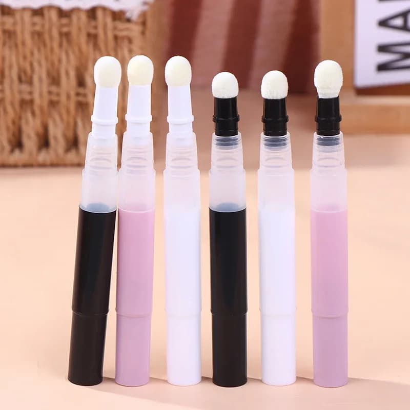 Mini penne twist da 3 ml Tubo vuoto con punta in spugna Contenitore cosmetico Penna Tubi per lucidalabbra Fondotinta e correttore Dispenser Ricarica