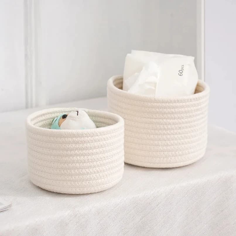 Cestino portaoggetti intrecciato in corda di cotone intrecciato a mano organizzatore da tavolo articoli vari giocattoli chiavi Comestics scatola per snack organizzatore di articoli vari