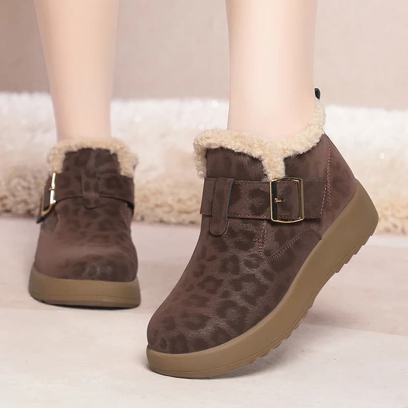 All Match Retro Comfortable THick Bottom Flat Platform Shoes Leopard Boots 2025 Winter Warm Fur Buckle Ankle Boots Office Mom