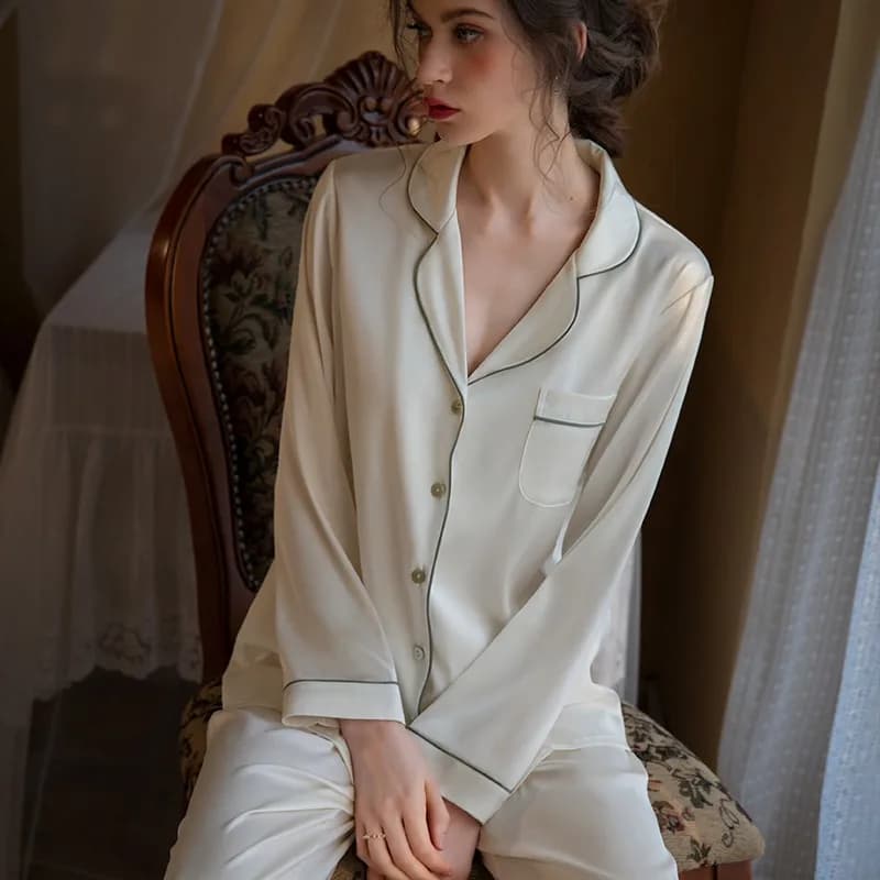 Pigiama di seta da donna nuovo primavera autunno set pantaloni cardigan a maniche lunghe leggeri perfetti da indossare per dormire all'aperto XXL