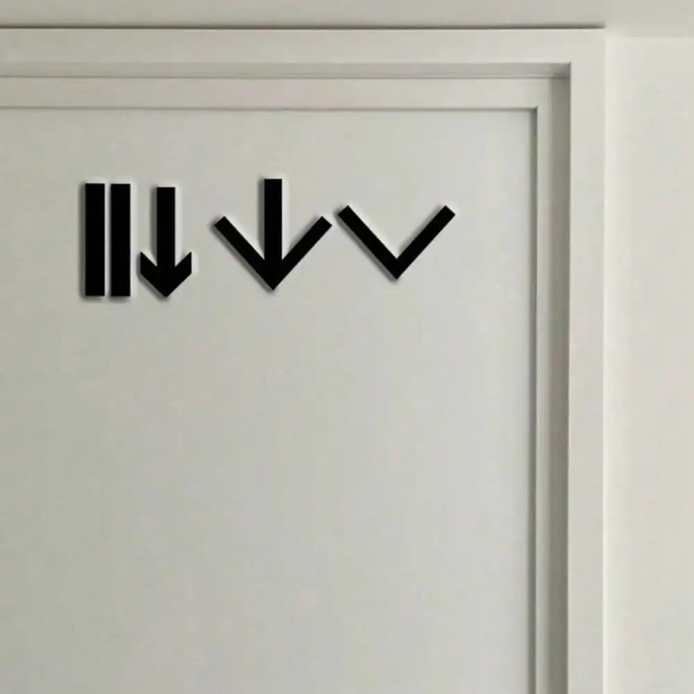 Arte da parete moderna in acrilico con freccia nera, decorazione direzionale per casa, ufficio, studio, corridoio, impermeabile, antiruggine, robusta, non sbiadisce, E