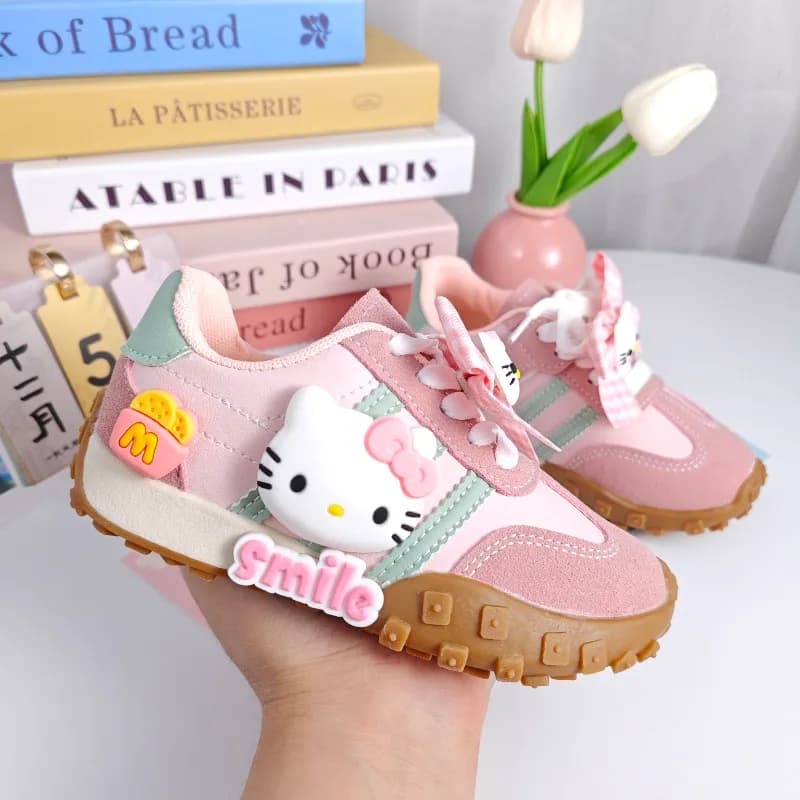 Scarpe da ginnastica Sanrio Hello Kitty rosa da donna, modello My Melody, nuovo stile, design di nicchia, scarpe da skate con fiocco, antiscivolo, per esterni.