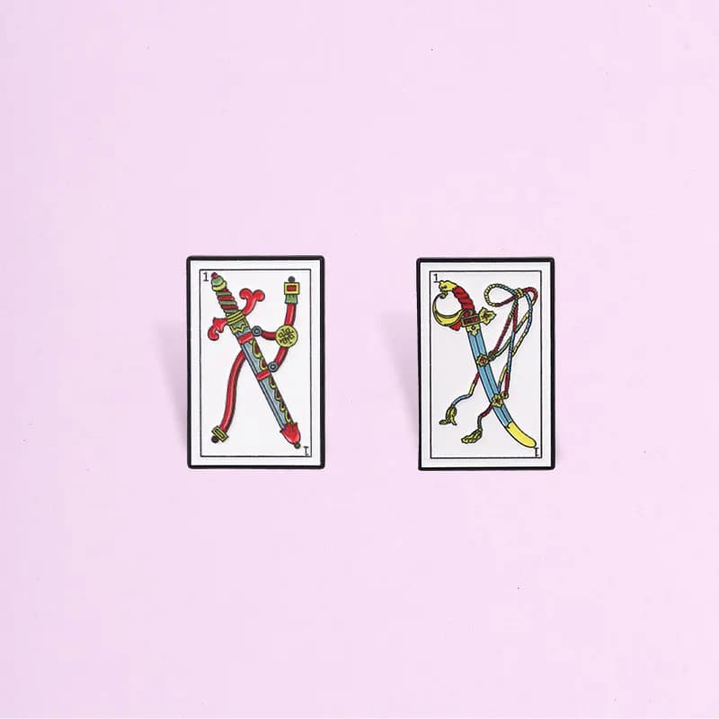 Retro Vintage Two Of Swords Tarot Enamel Pin Classic Playing Card Style Brooch Lapel Badge Jewelry Gift For Friends