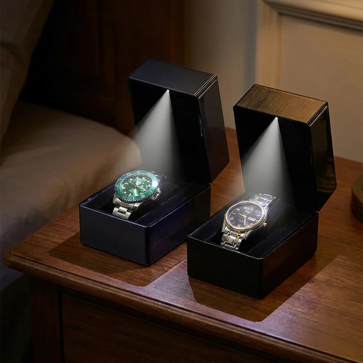 Scatola per Orologi in Pelle PU con Luce LED, Cofanetto Regalo per Singolo Orologio, Espositore per Orologi da Polso con Lampada per Uomo