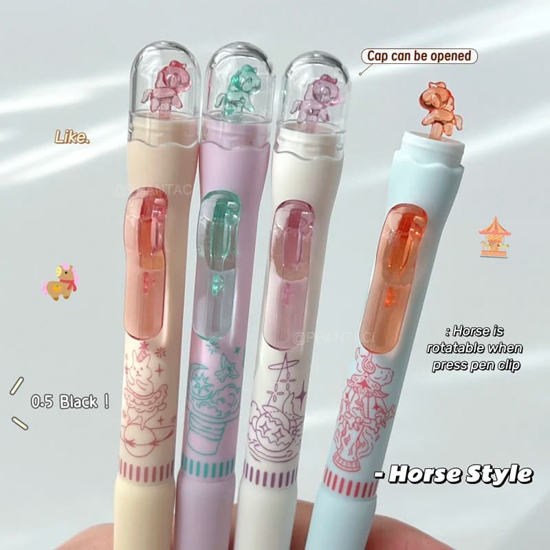 Set di 4 Penne Gel Girevoli a Forma di Cavallo, Penna Creativa Rotante da 0,5mm ad Asciugatura Rapida, Design con Impugnatura Morbida, Articoli per Ufficio