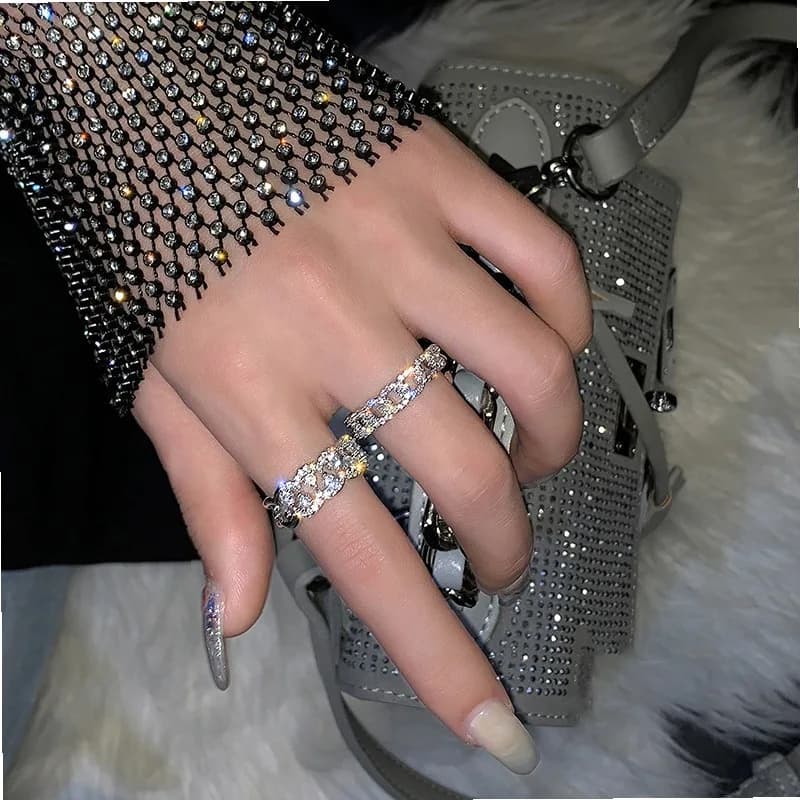 Adjustable Double Strand Ring with Women's Diamonds, Japanese Style Luxury Design, Minimalist Design and Cooled