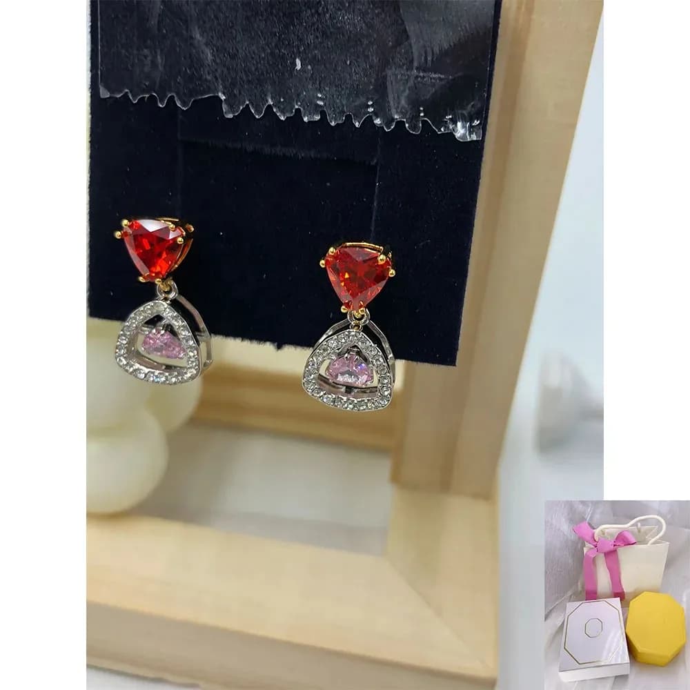 Nuovi orecchini alla moda a forma di goccia con battito cardiaco con gemme rosse come regalo romantico per le feste