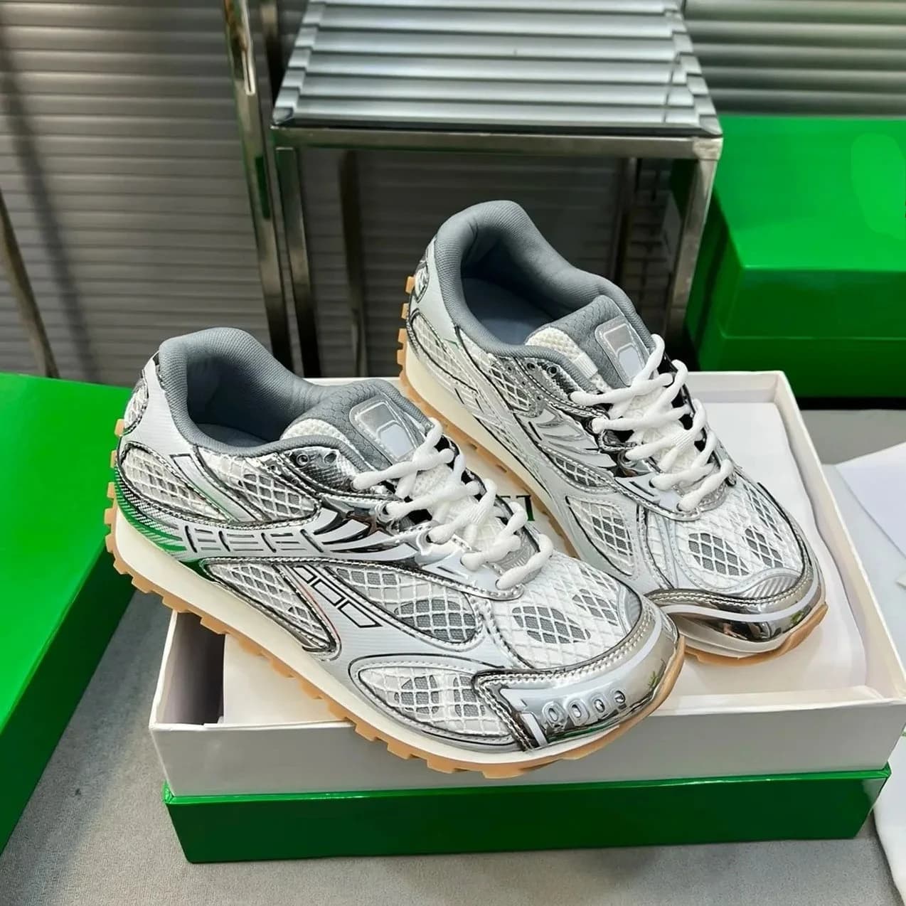 Scarpe da Corsa di Tendenza, Comode e Leggere Scarpe Sportive per Uomo e Donna