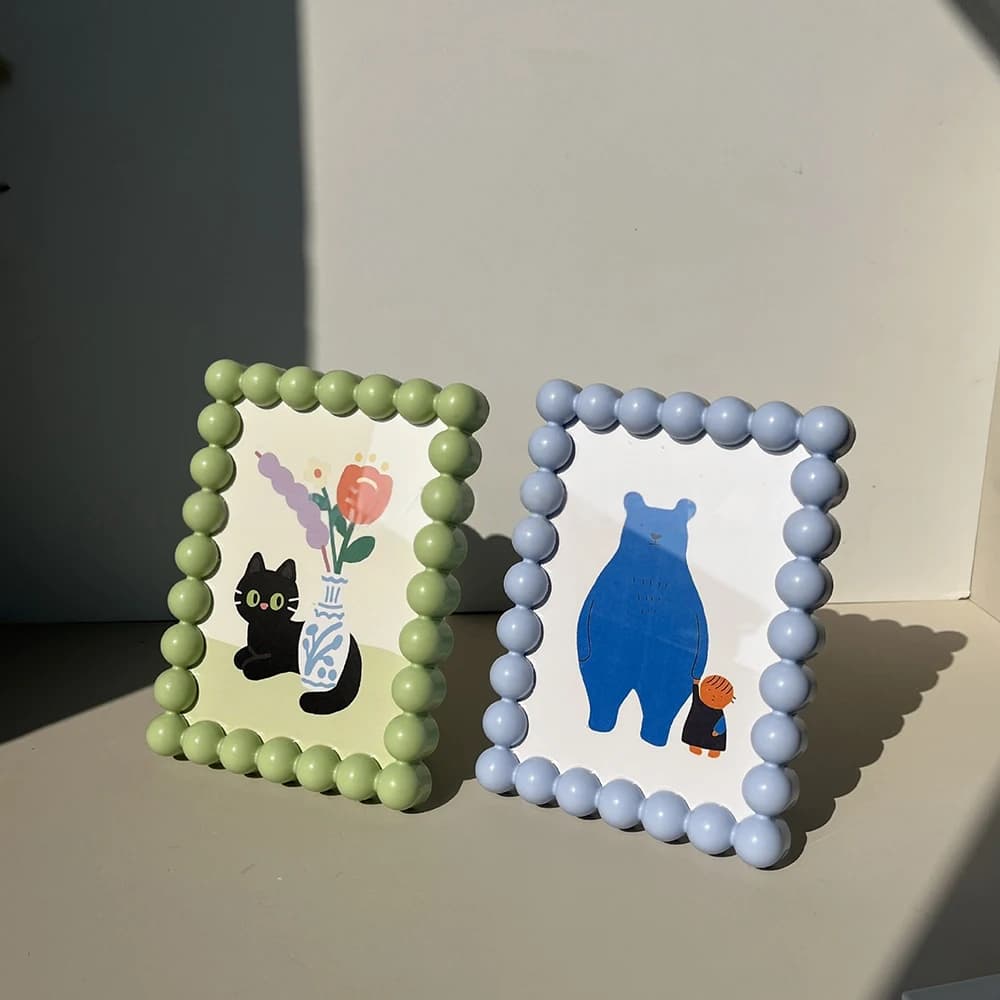 Plastic Cute Beaded Edge Photo Frame Adorable Desktop Display Photo Frame Decorative Photo Frame Stand Home Decor Display Piece