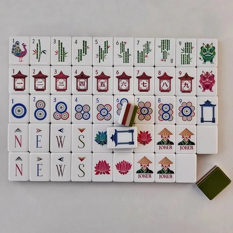 【New】4-Layer Engraved Acrylic American Mahjong Set, 160 Tiles Mah Jongg, Family Party Table Game & Surprise Gift