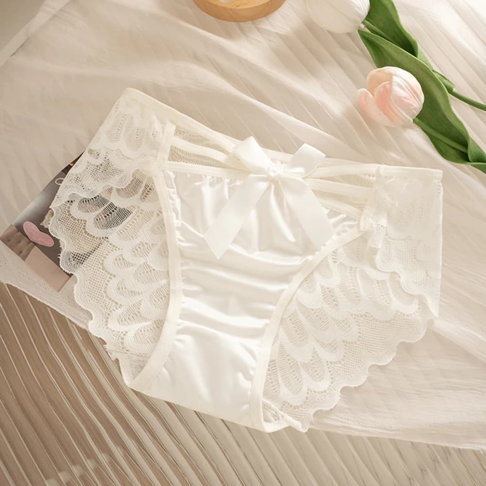 Women's Underwear Soft Satin Bow Hollow-Out Lace Hot Lingerie Women's Briefs Sexy Cotton Lined Crotch Japanese Women T Panties