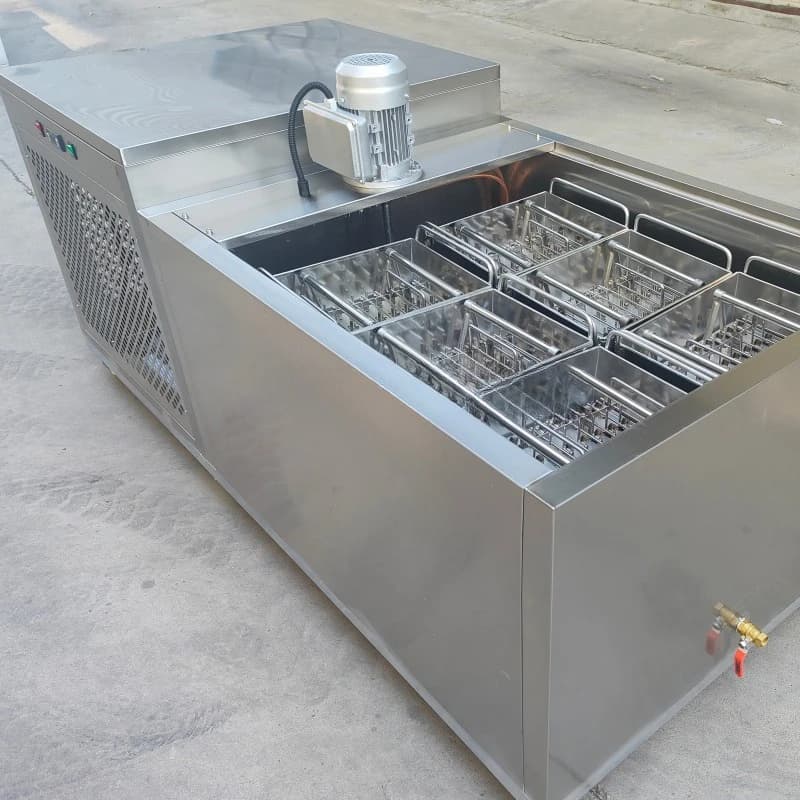Macchina per ghiaccioli Macchina per gelato da 10 stampi per ghiaccioli