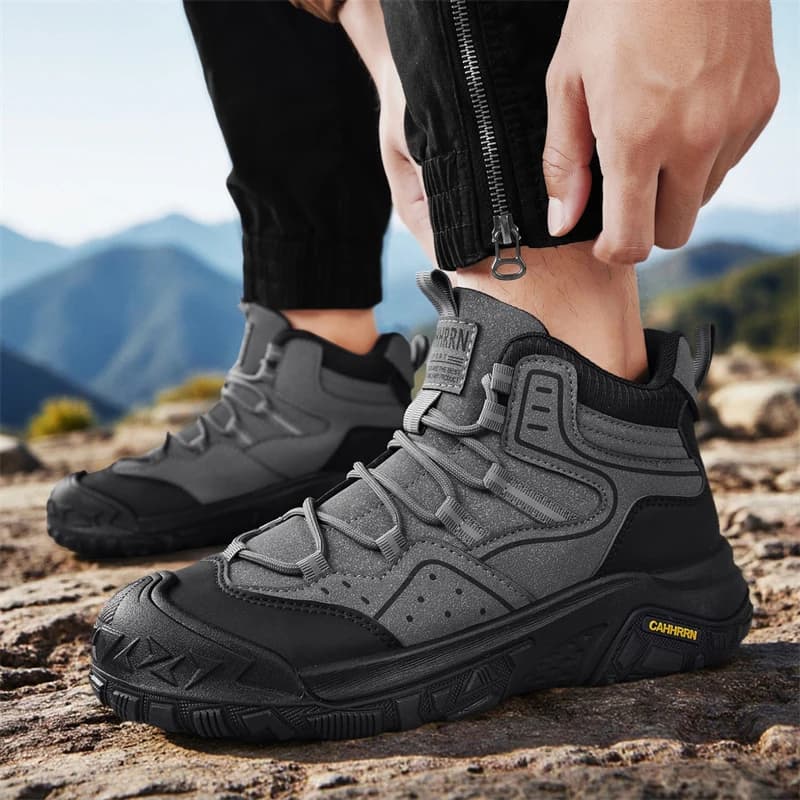 High-top sneakers, work and hiking boots, versatile casual trendy outdoor shoes J09