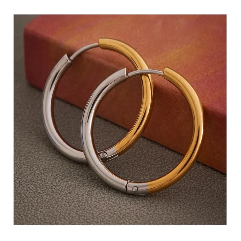 Mystery Minimalist Style Color Matching Stainless Steel Circle Ear Buckle Versatile Fashion Plain Ring Earrings Gold-plated New