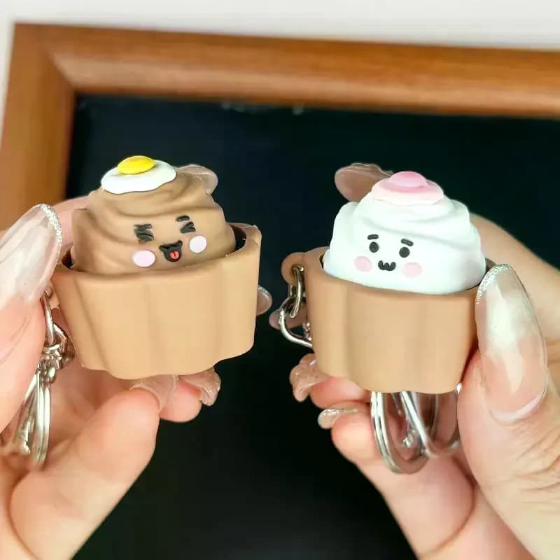 1/2Pcs Mini Cake Button Stress Relief Toy Decompression Food Clicker Keychain Backpack Pendant Creative Gift