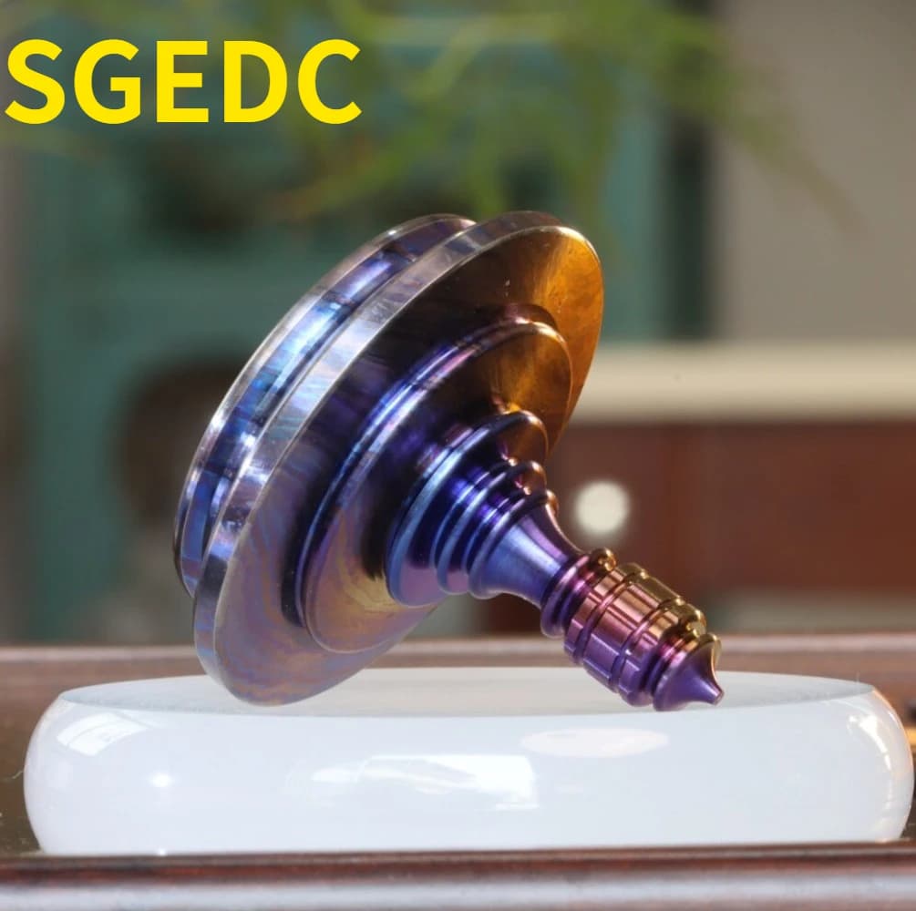SGEDC Titanium Mascara Custom Hand-Spinning Top: Giocattolo Antistress da Scrivania a Rotazione Stabile