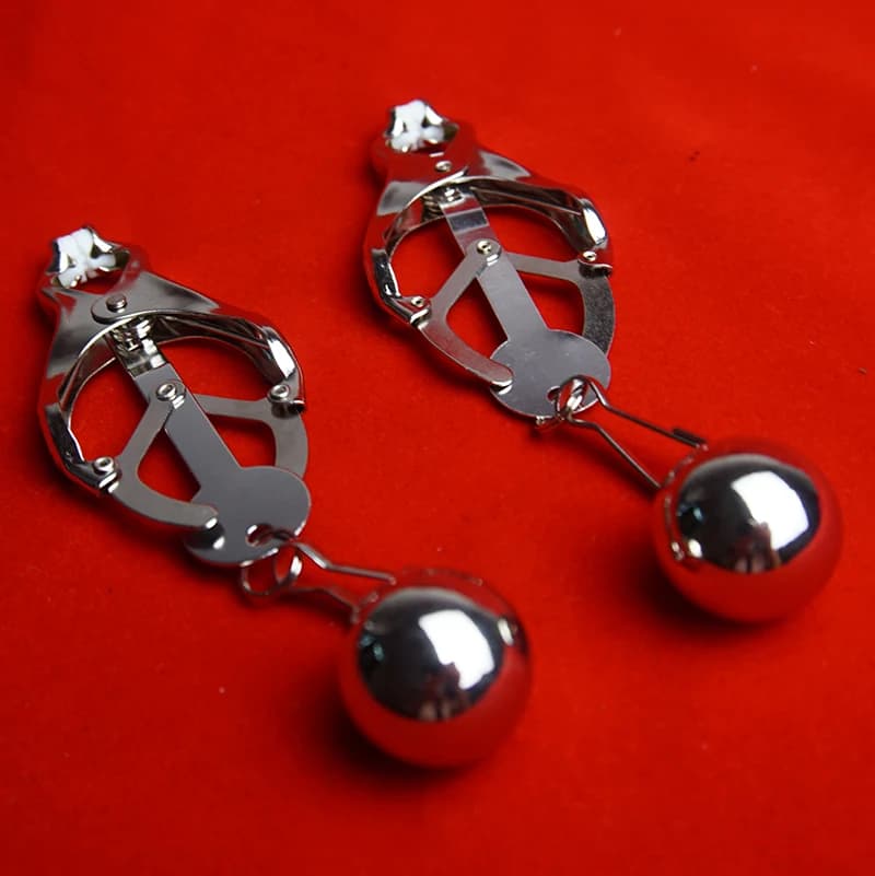 Morsetti per capezzoli pesanti con peso sospeso, punte in silicone con clip per capezzoli ponderate stile trifoglio BDSM, giochi di giocattoli sessuali per coppie