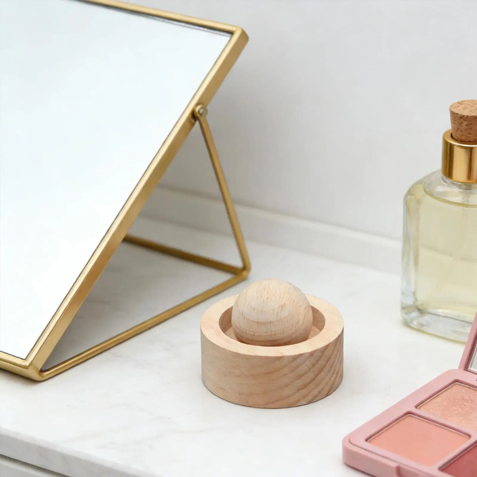 Essential Oils Diffuser Wood Minimalist Ball Fragrance Diffuser for Bedroom Hallway and Small Spaces