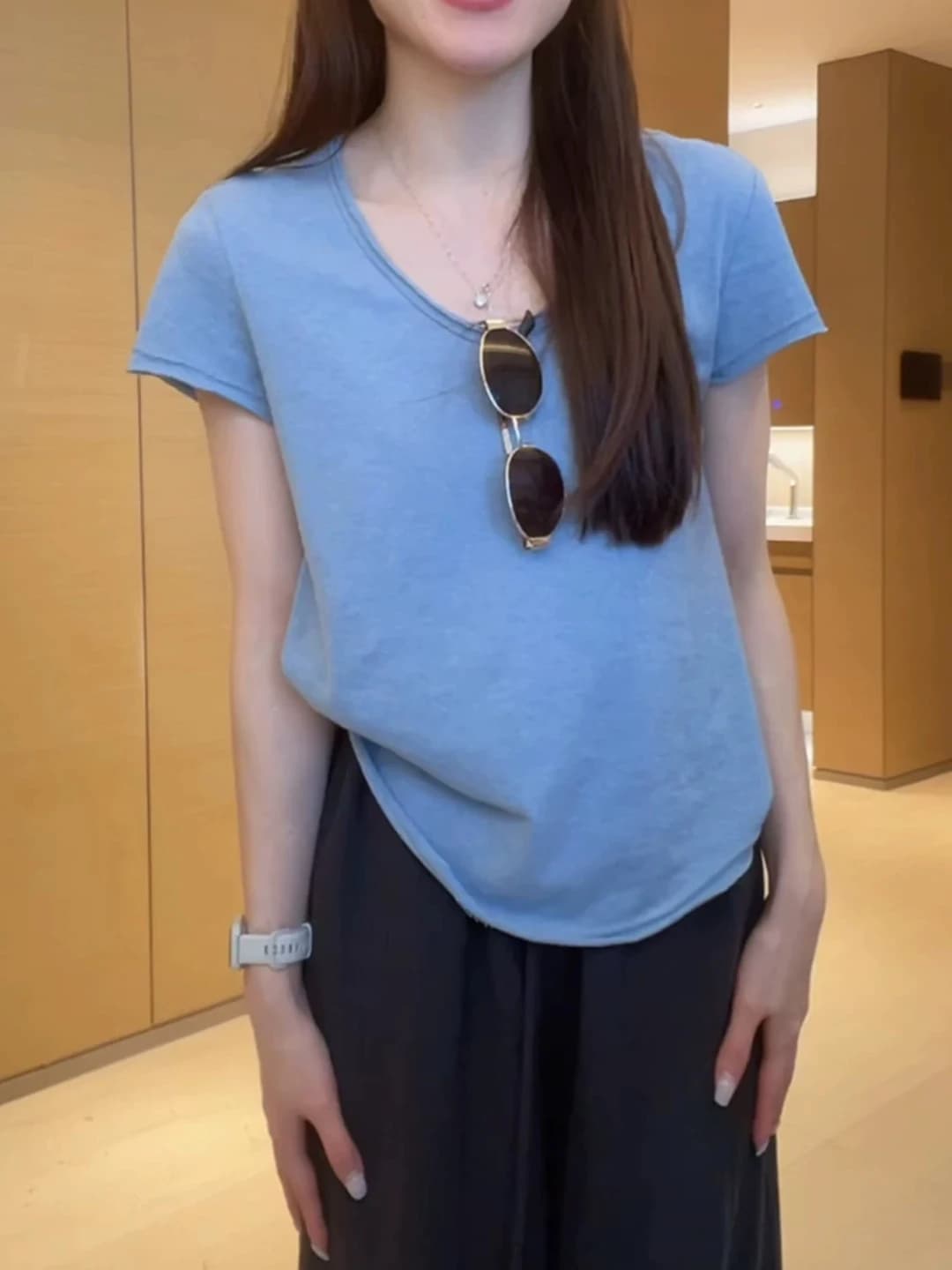 Blue V-Neck Short Sleeve T-Shirt Women Summer 2026 New plus Size Loose Slimming Top Korean Style Creative Pattern Casual Wear