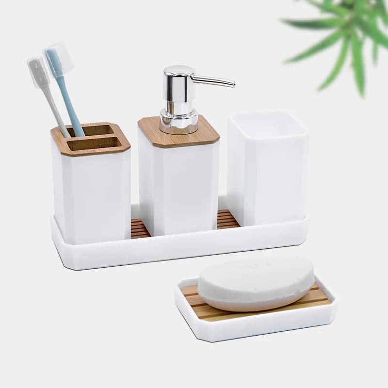 Set di 5 accessori da bagno antiscivolo: tappetino da bagno, portaspazzolino, dispenser sapone, bicchiere, portascopino WC per hotel e casa