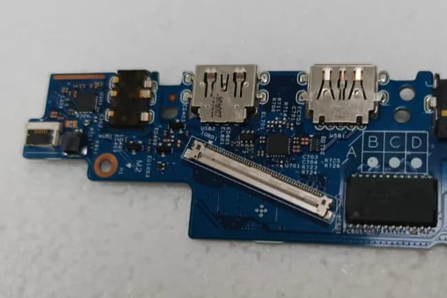 0MCCDH MCCDH Nuova scheda audio SD USB Rearder RJ45 Scheda IO per Latitude 3520 E3520