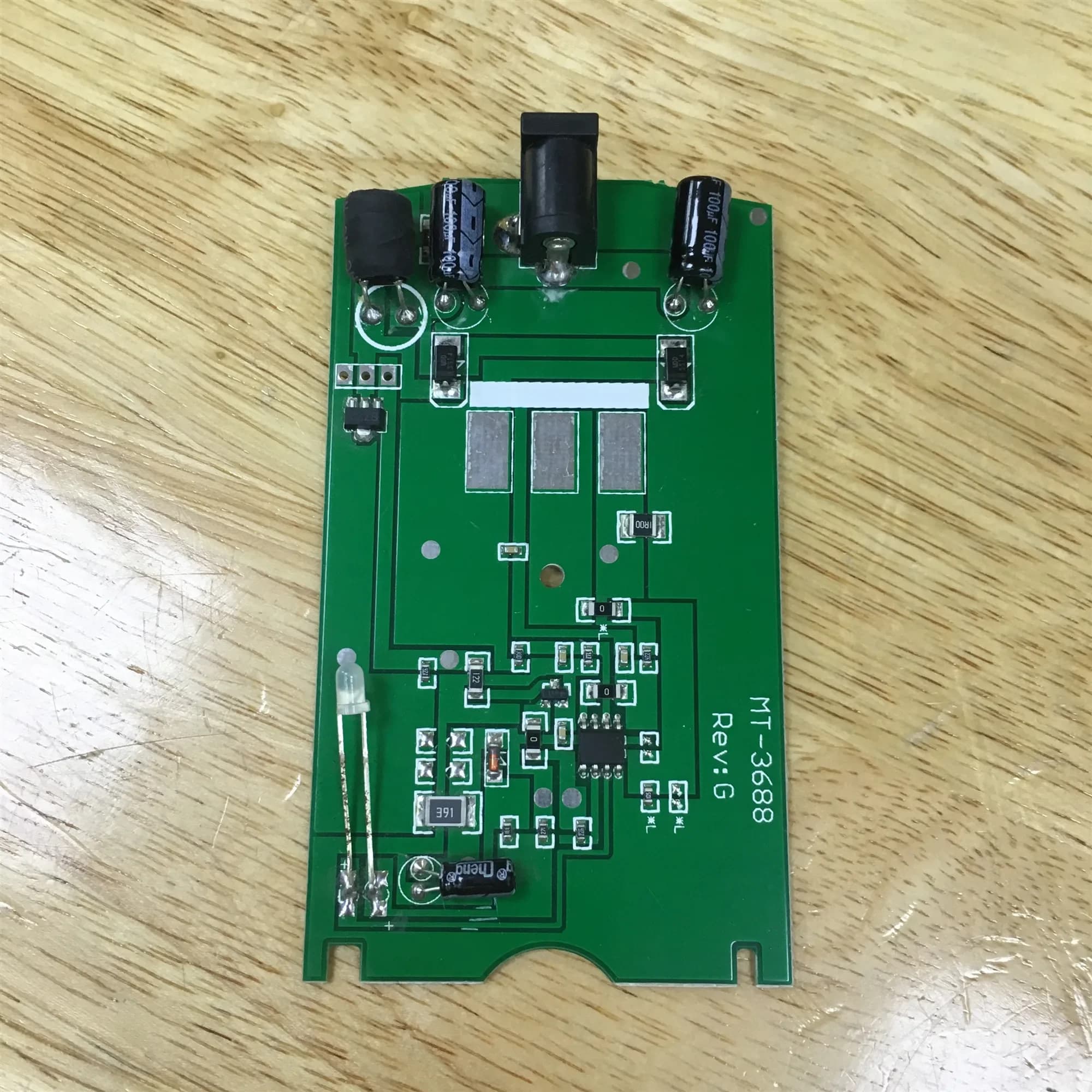 Scheda PCB principale caricabatterie per Motorola DEP450 EP450 EP450s XIR P3688 GP3688 GP3188 ecc. Walkie Talkie