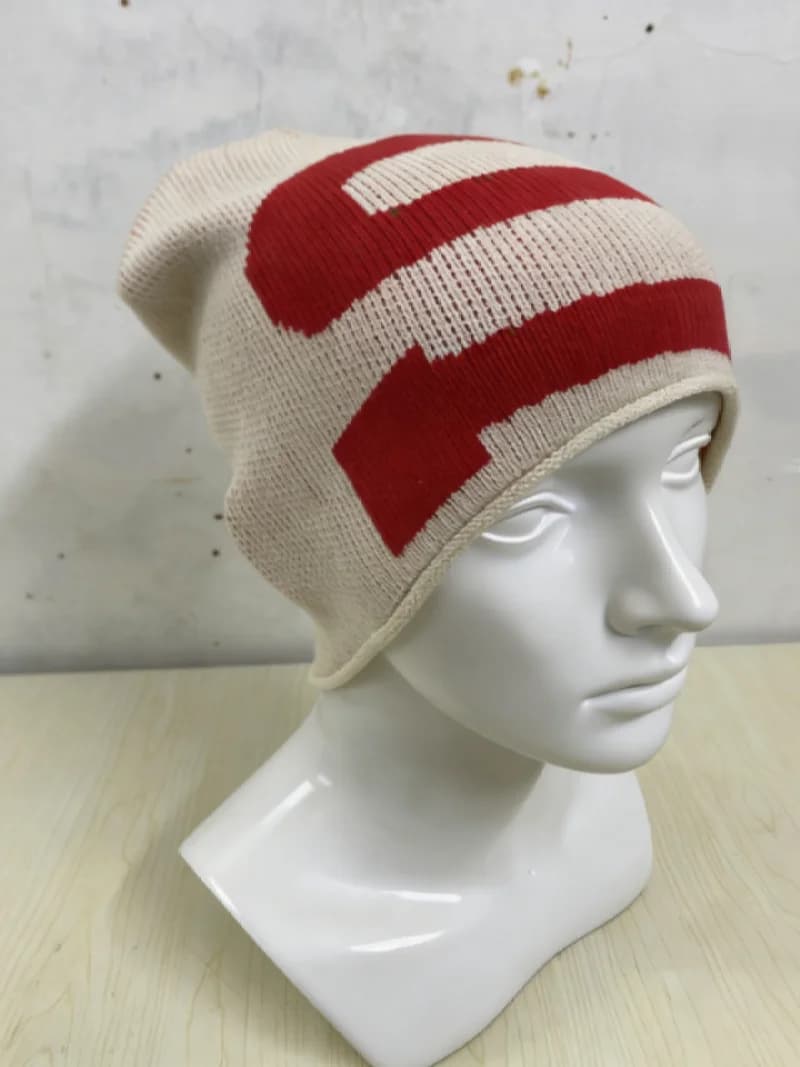 Unisex Streetwear Style Hat with Big Letter 'S' Maglia, Hot Winter Beret and Soft 2026