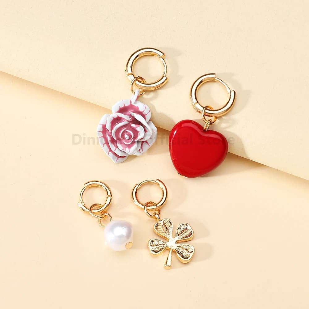 Perla artificiale con foglie di fiori a forma di cuore francese di moda europea americana 4 pezzi / set Gioielli di design di nicchia per donne semplici e creativi