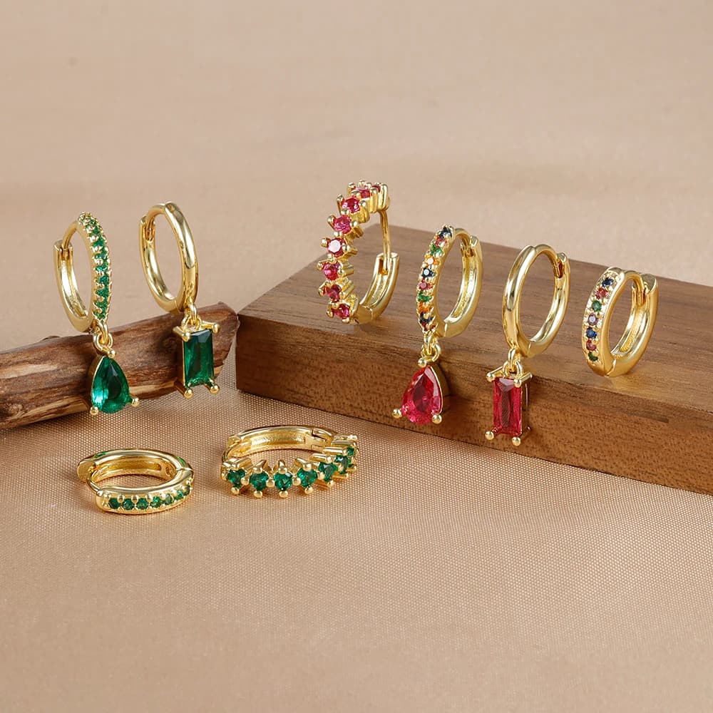 Set di 4 orecchini a goccia in acciaio inossidabile coreano con zirconi per donna, orecchini a cerchio quadrati semplici, gioielli alla moda.