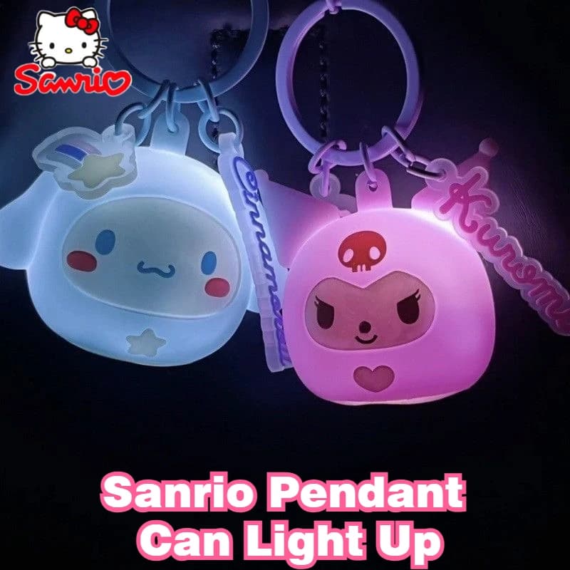 Nuovi Portachiavi Luminosi Cinnamoroll Mini Night Light, Personaggi Anime Melody Kuromi, Simpatiche Bambole Cartoon Luminose, Portachiavi da Borsa, Giocattoli Regalo 2026