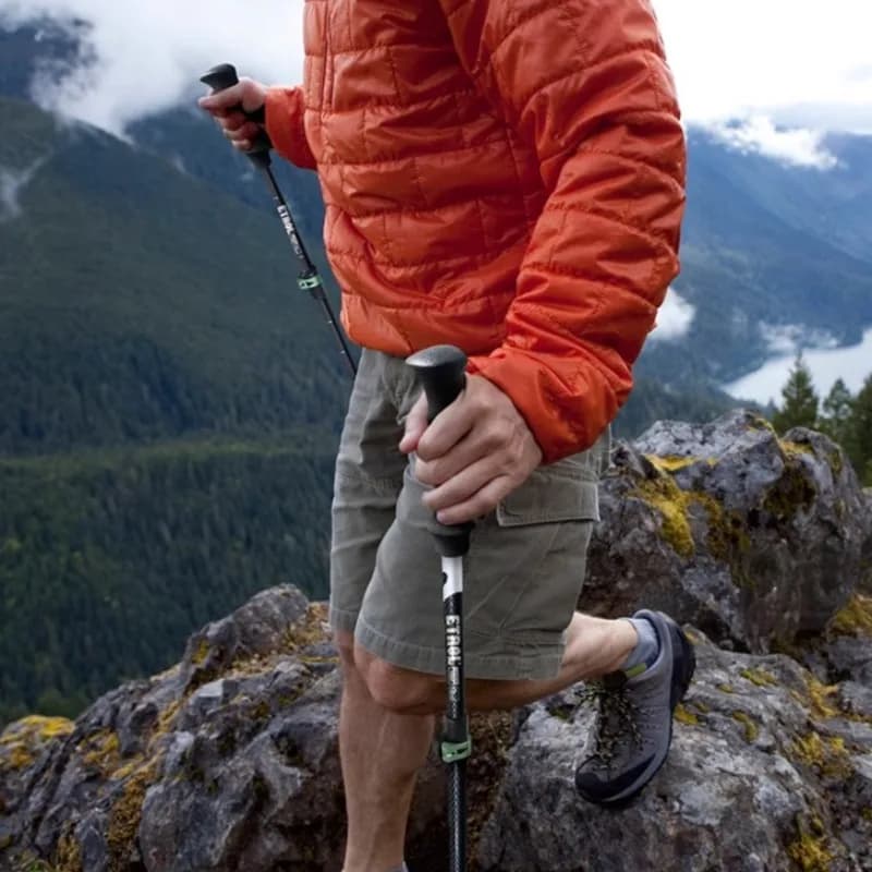 Ultralight Trekking Stick Outdoor Hiking Retractable Folding Walking Sticks for Mountaineering Portable Adult Climbing Tools
