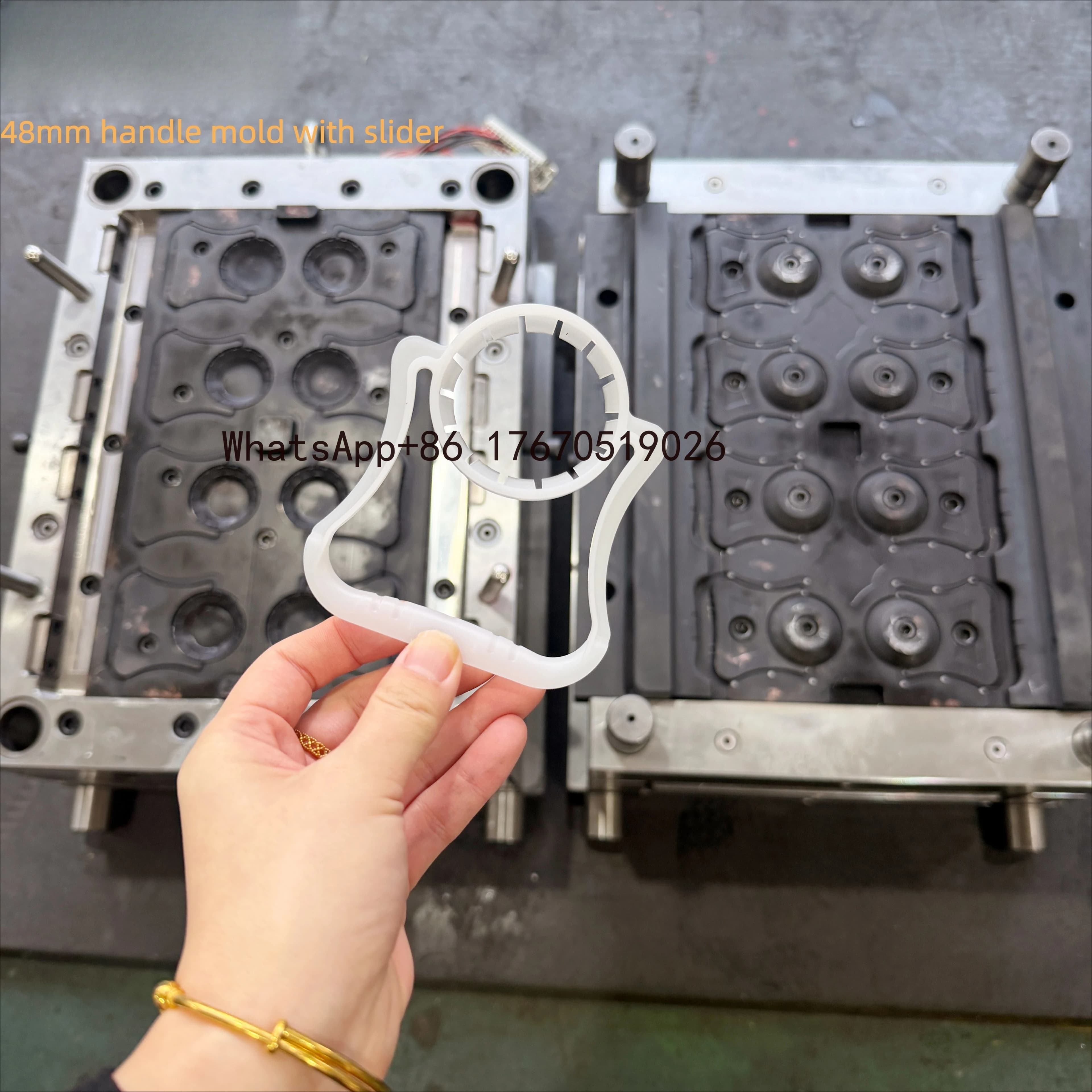 Stampo per portabottiglie in plastica da 48 mm con canale caldo per bottiglie PET da 10L e 12L