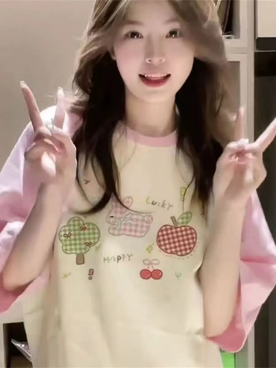 New High Quality Chic Apple & Fruit Print T-Shirt Exquisite Kawaii Star Short Sleeve Tee | Y2K Sweet Preppy Style Harajuku
