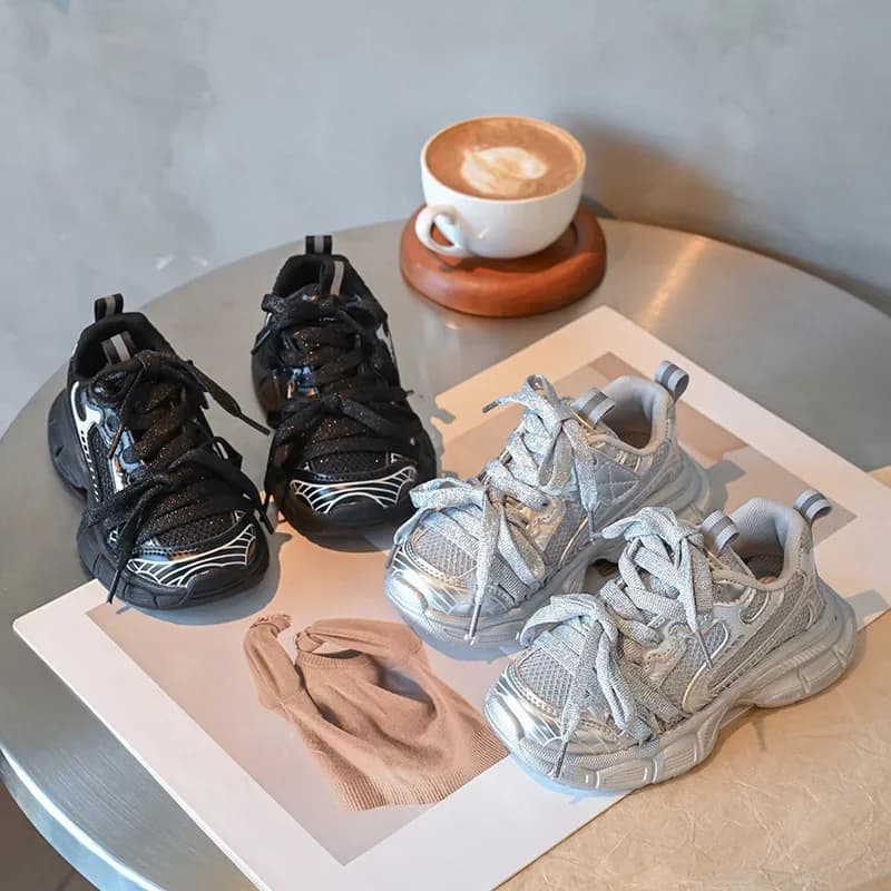 2024 autunno nuovi bambini scarpe Casual per ragazze moda stile coreano traspirante fondo morbido sport da corsa sneakers versatili