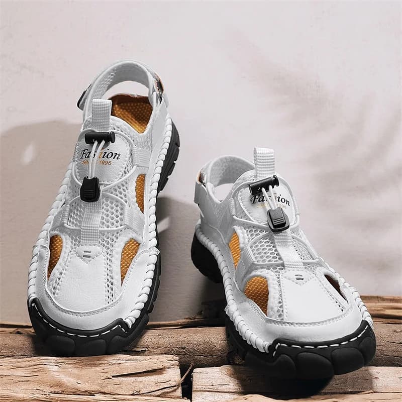 Sandali da uomo semplici con stampa di lettere fatti a mano, sandali cavi da spiaggia estivi, scarpe da uomo alla moda in velcro, scarpe da trekking all'aperto e da tracciare sul fiume, comode, traspiranti, resistenti all'usura, antiscivolo, scarpe da uomo di grandi dimensioni