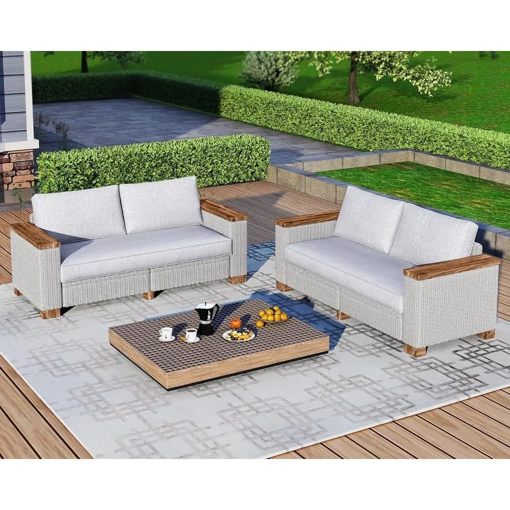 Set di Mobili da Giardino in Vimini Resistente alle Intemperie, 4 Pezzi, con Braccioli in Legno Massello, Gambe in Legno e Cuscini per Spazi Esterni