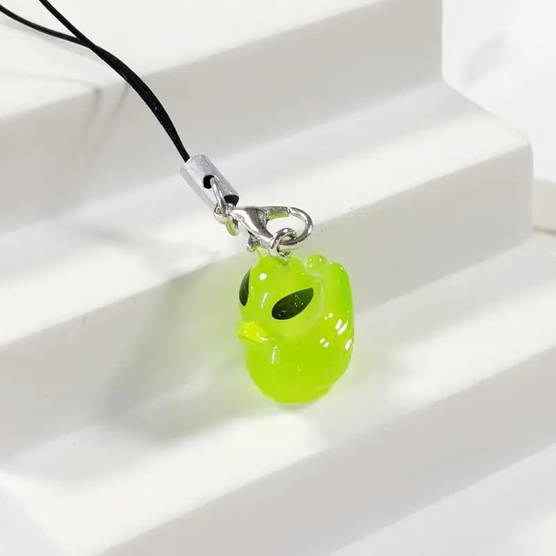 Glowing Cat Resin Keychain Cute Glow in The Dark Bag Accessory Mobile Phone Pendant for Backpacks Valentine Gift