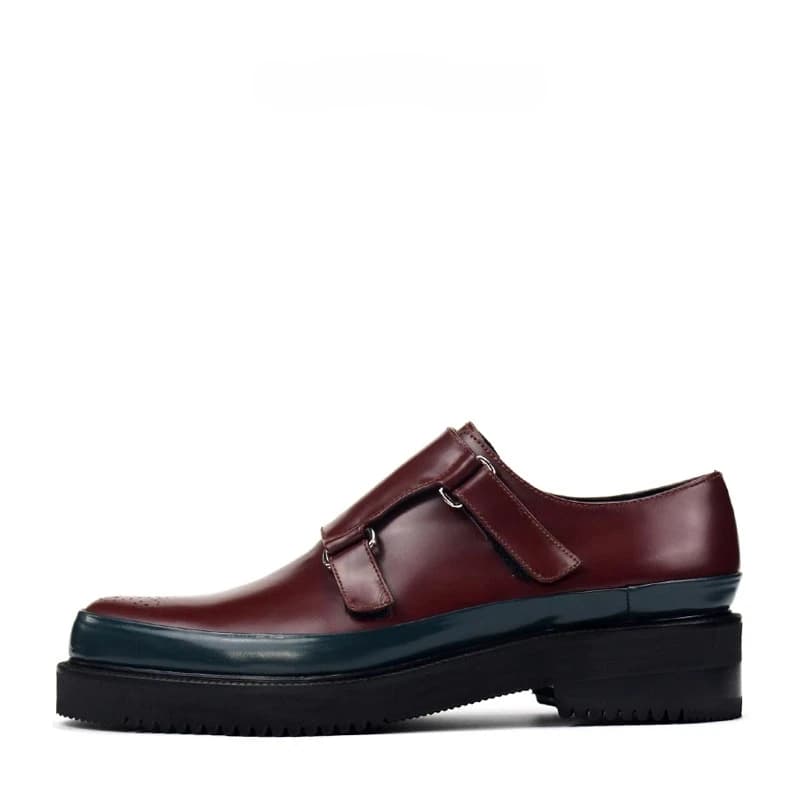 Nuove scarpe dal design di lusso da uomo con suola spessa e punta a punta, mocassini eleganti casual, oxford da uomo in vera pelle rossa per giovani