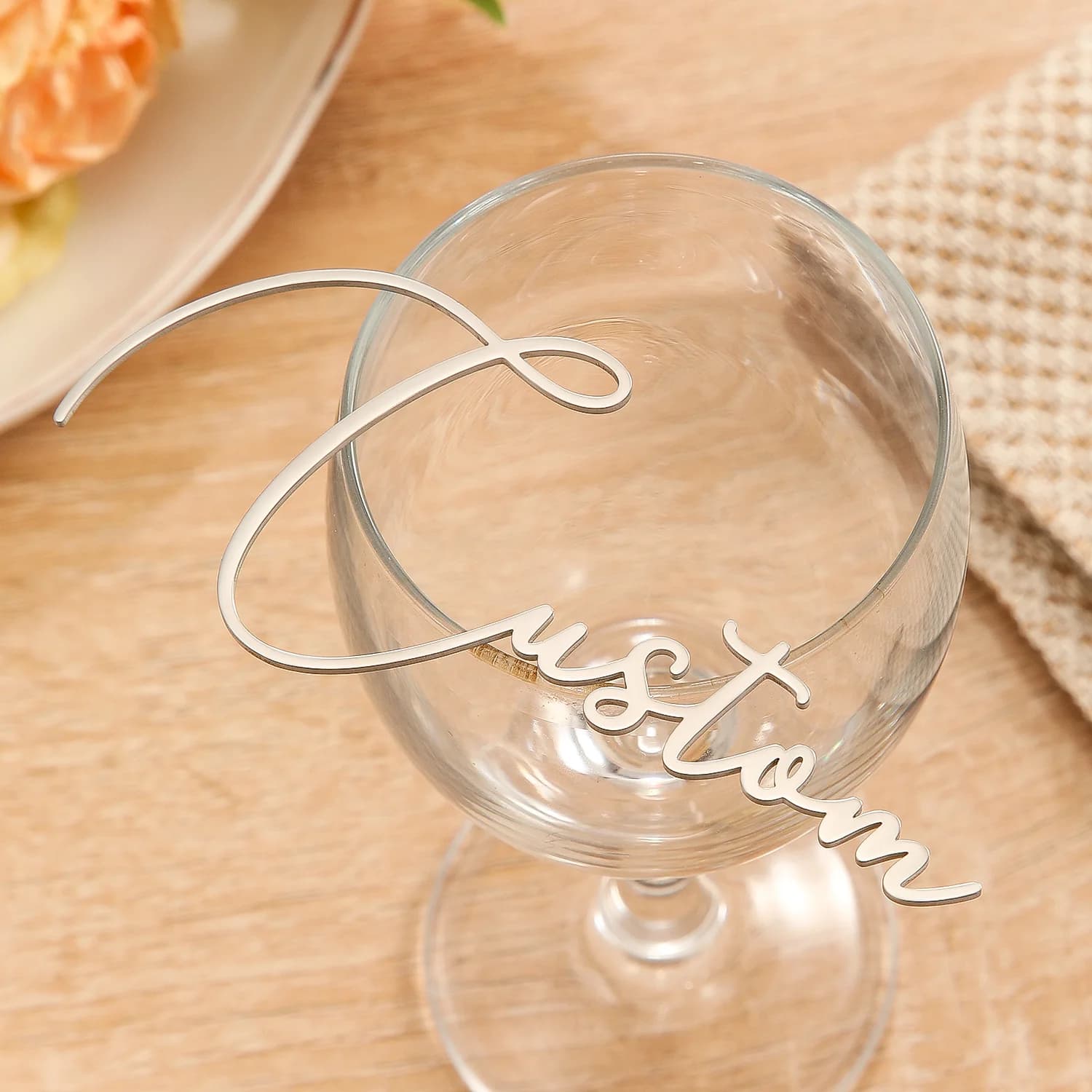 Decorazioni in vetro con nome personalizzato personalizzato Ciondoli per vino personalizzati Matrimonio per uomini e donne