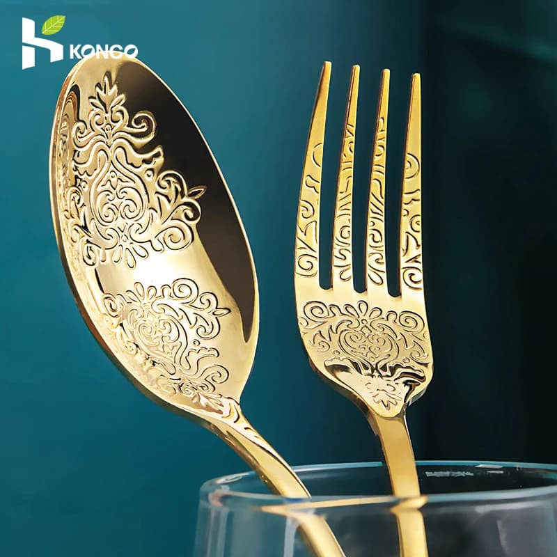 Set di posate in acciaio inossidabile Set di stoviglie portatili Set di stoviglie Coltello Forchetta Cucchiai Set di utensili da cucina Set regalo 1/2/4/8/16/24 pezzi