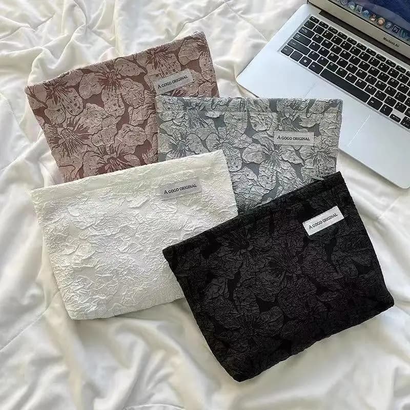 Ins Large Capacity Makeup Bag Flower Advanced Cosmetic Bags High Appearance Simple Storage Pouch Bags Women Cosmetic Organizer