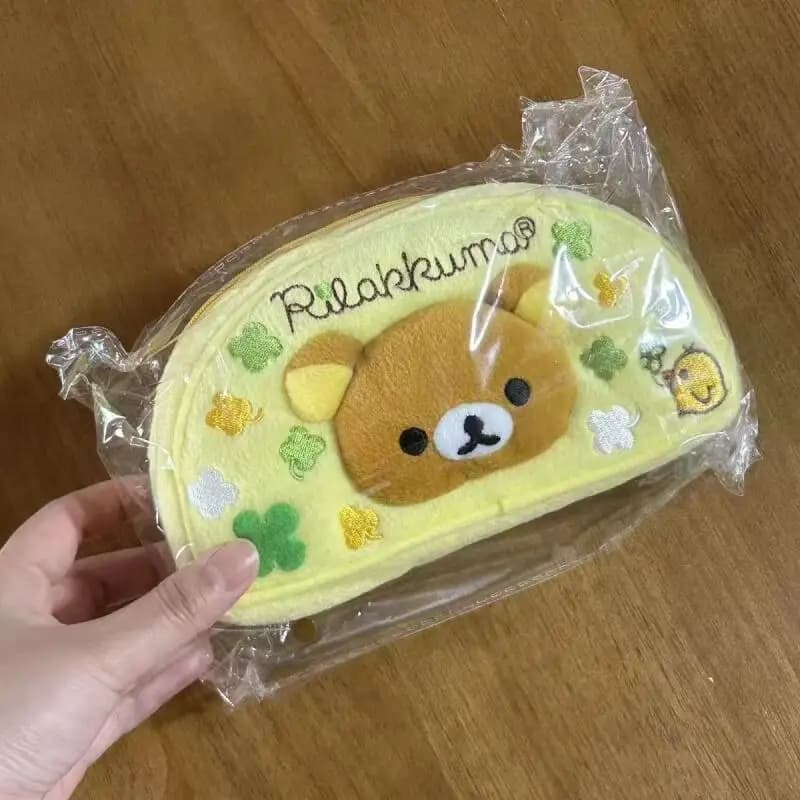 Astuccio in peluche della serie Anime Rilakkuma Trifoglio a Quattro Foglie, simpatico astuccio portapenne, regalo di compleanno per studentesse